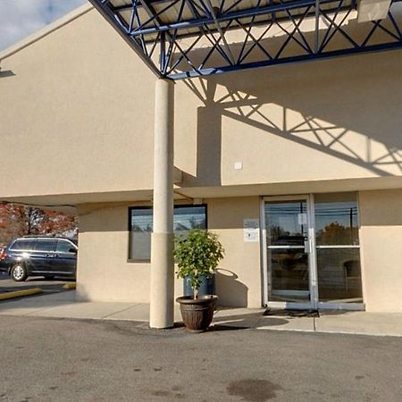Americas Best Value Inn And Suites Carbondale Εξωτερικό φωτογραφία