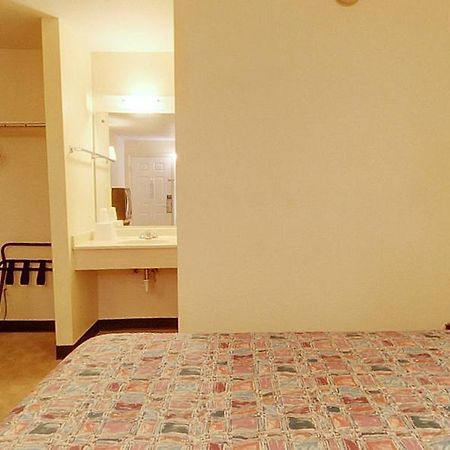 Americas Best Value Inn And Suites Carbondale Εξωτερικό φωτογραφία