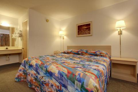 Americas Best Value Inn And Suites Carbondale Δωμάτιο φωτογραφία